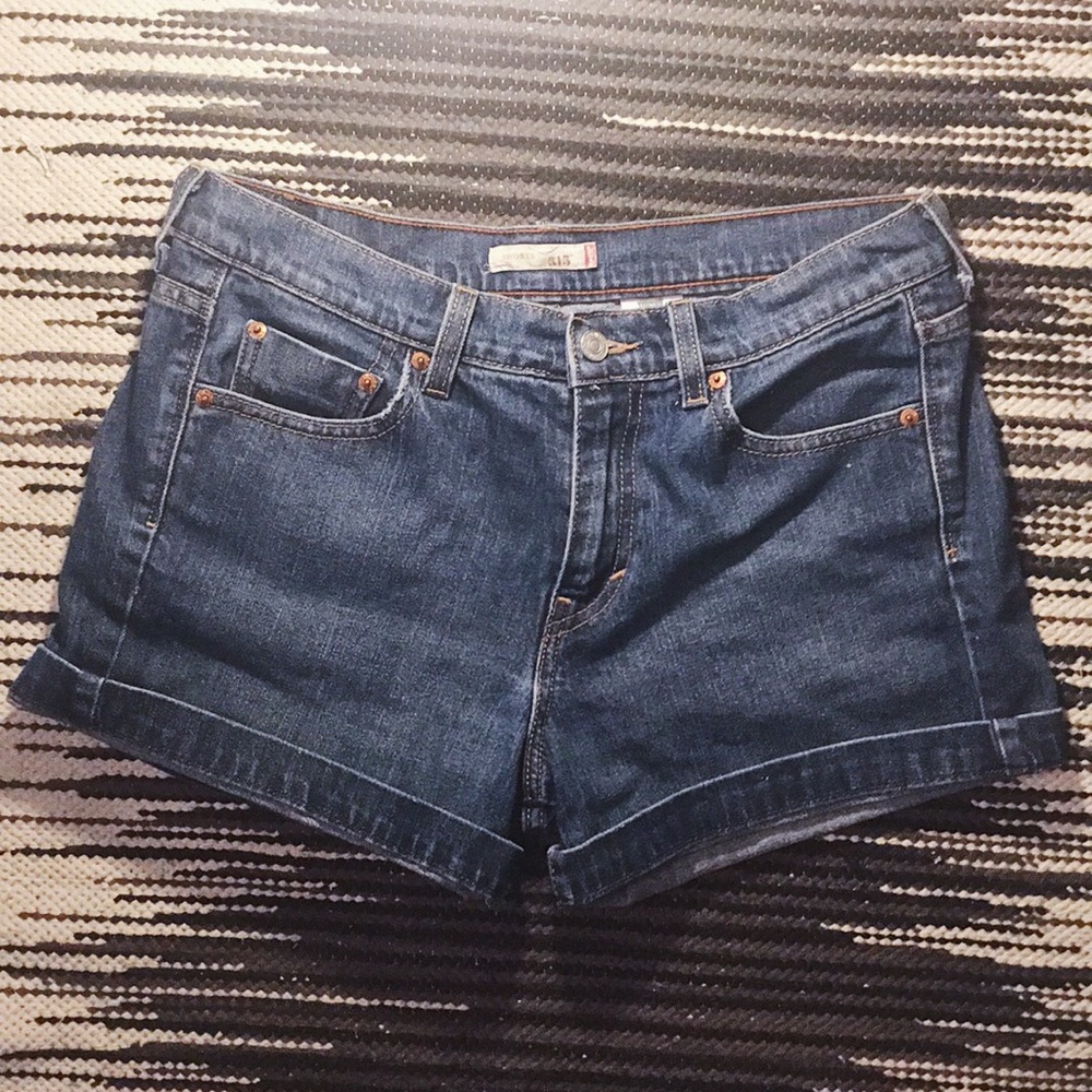 Levi’s jean shorts
